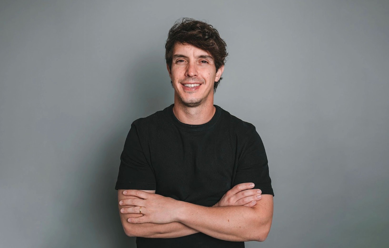 Kike Pavón se entrega a Dios «Por completo» Allegro Agencia