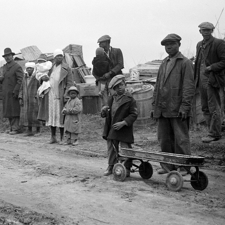 Multimedia Primary Source Discussion Sets