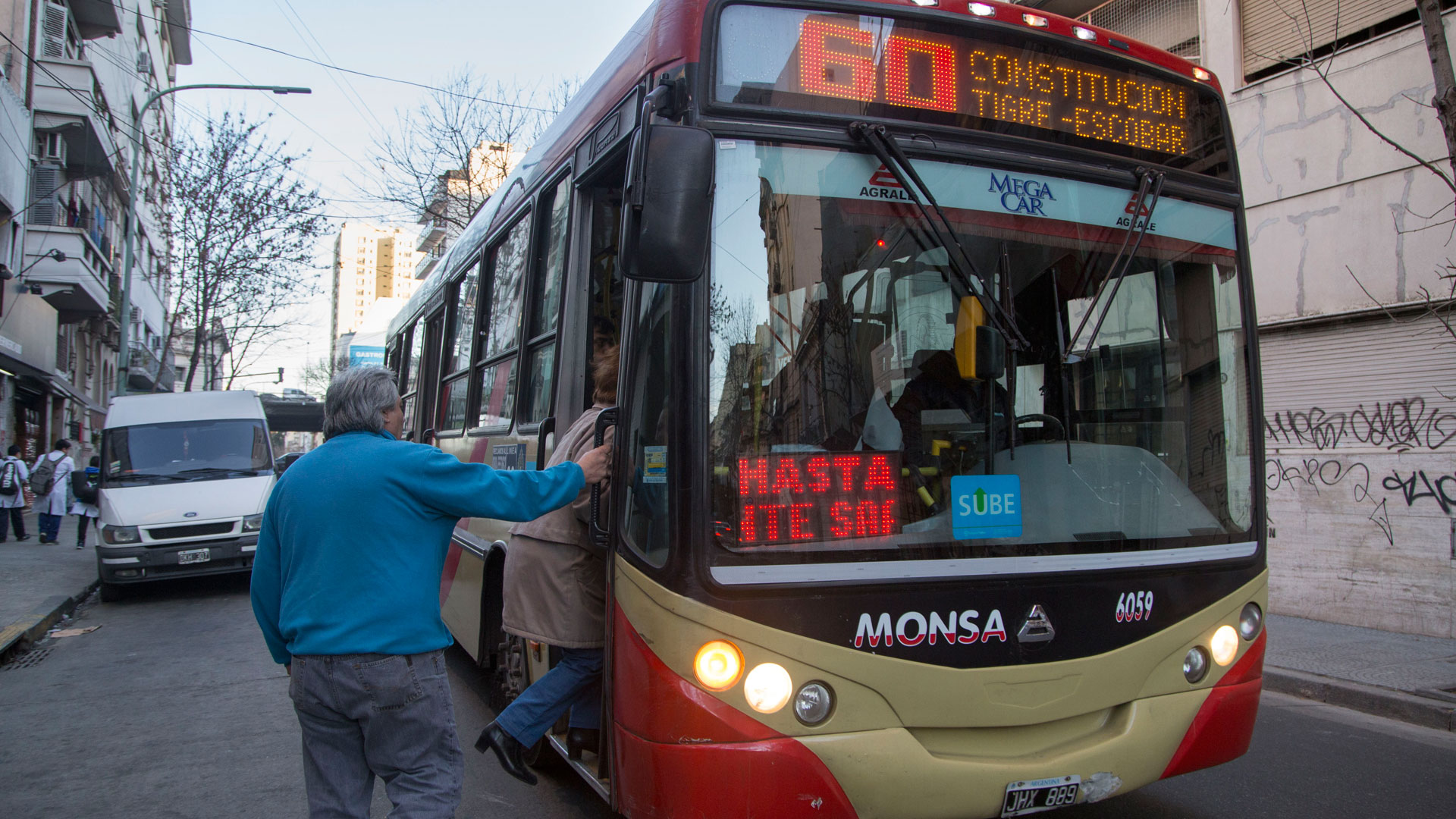 La histórica línea 60 de colectivos cierra 12 ramales los cambios en