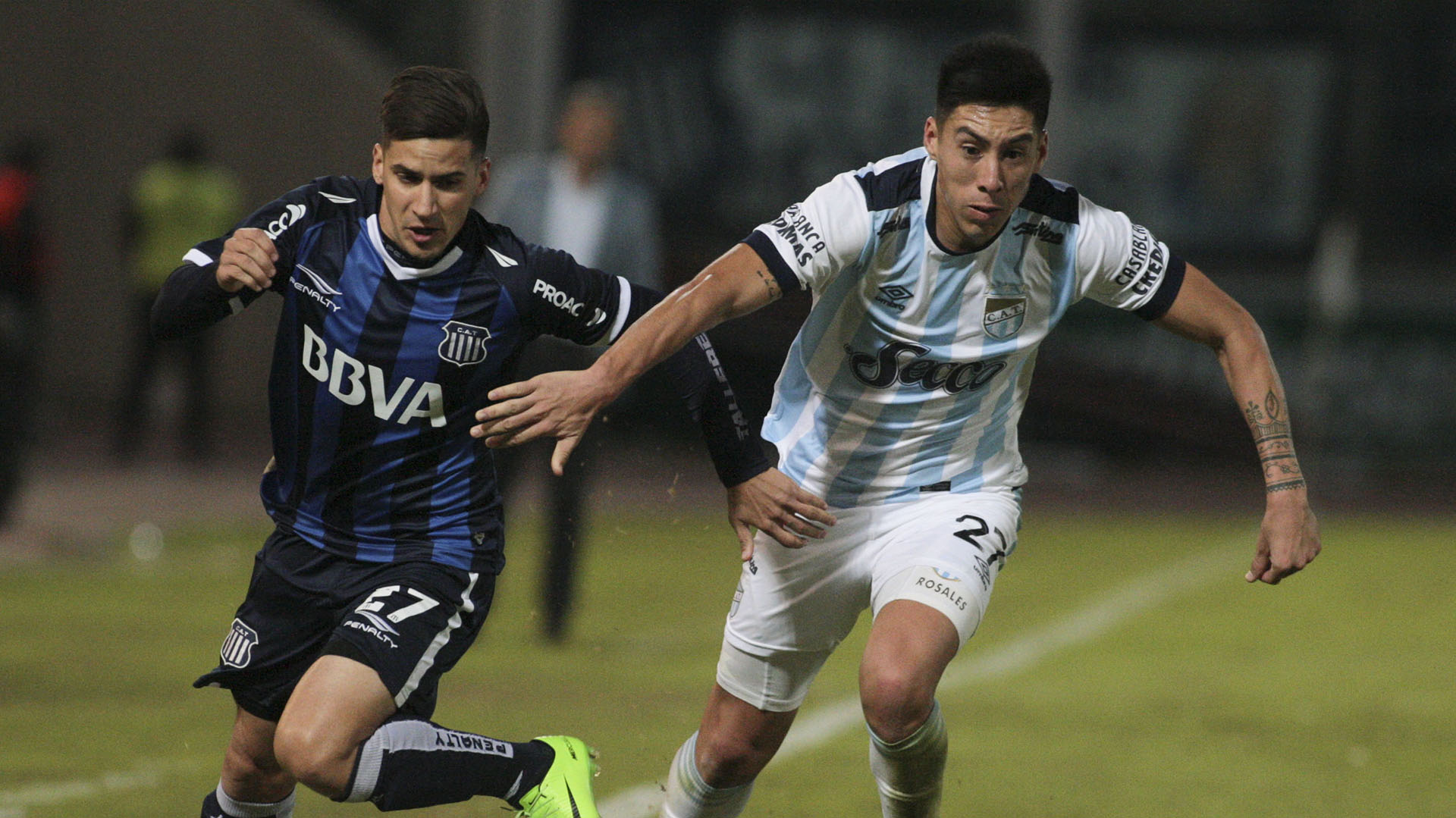 Talleres de córdoba pondrá en riesgo este domingo su cuarto puesto, de acceso a la fase final de la copa de la liga profesional (lpf), cuando visite hoy a atlético tucumán, rival que pugna por ese lugar, a falta de tres fechas para la conclusión de la etapa regular. Talleres Vencio A Atletico Tucuman Y Aun Suena Con La Copa Sudamericana Infobae