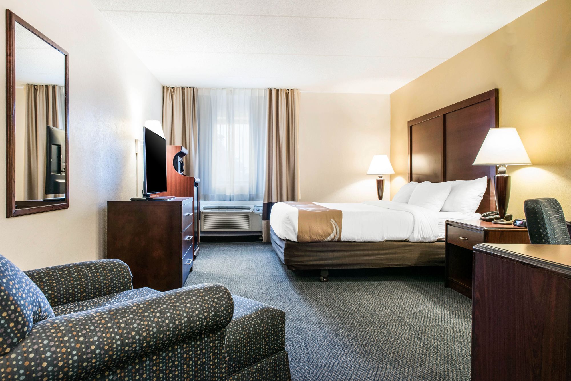 Discount Coupon for Comfort Inn Zanesville in Zanesville, Ohio Save