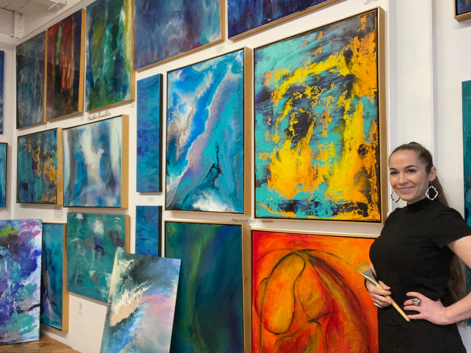 Contemporary Modern Abstract Painter and Figure Drawing Artist Heather