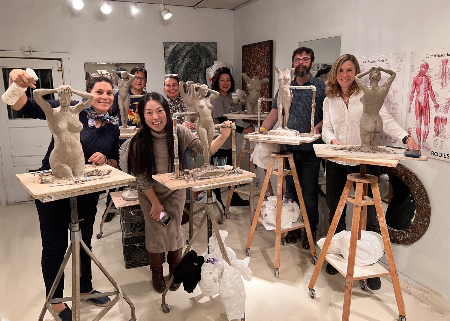 Sculpture classes & on line lessons San Francisco, CA with Master sculptor Marilyn