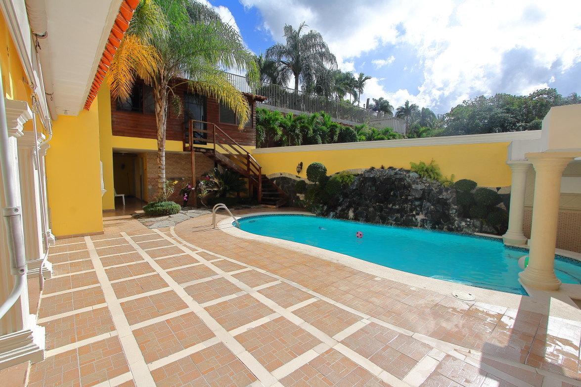 Casa en Venta o Alquiler con Piscina en Isabel Villas Golf and Country