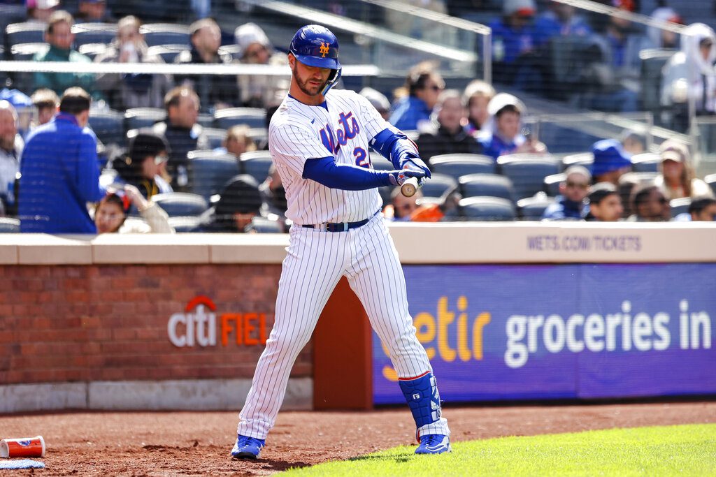 Pete Alonso: Bio, Wiki, Age, Height, Polar Bear, Net Worth, Contract