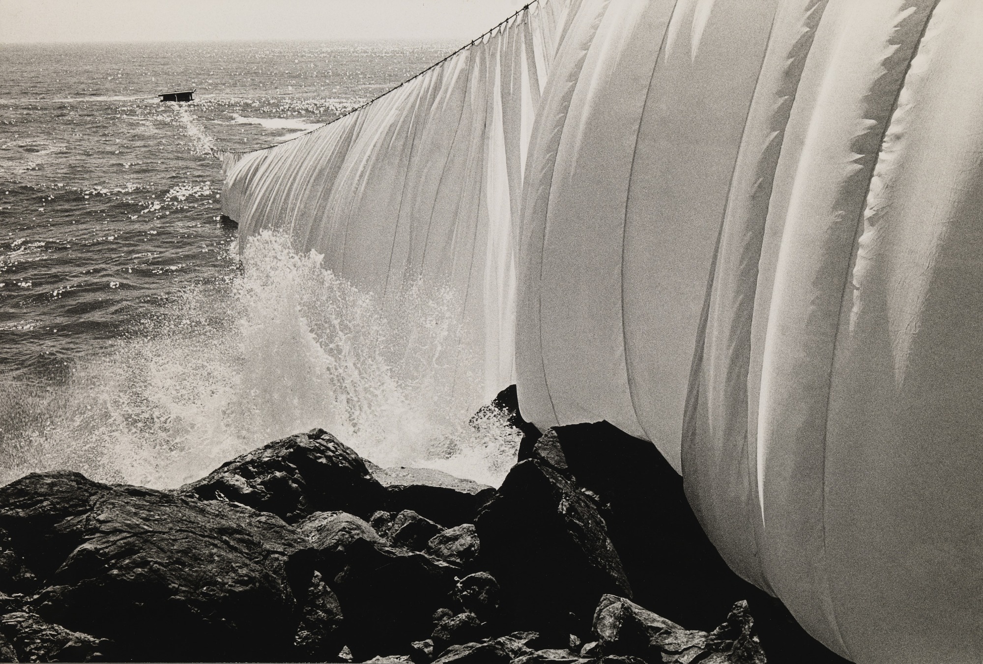 Running Fence Sonoma And Marin Counties California 1972 76 Segment 1 The Fence Disappears Into The Pacific Smithsonian American Art Museum