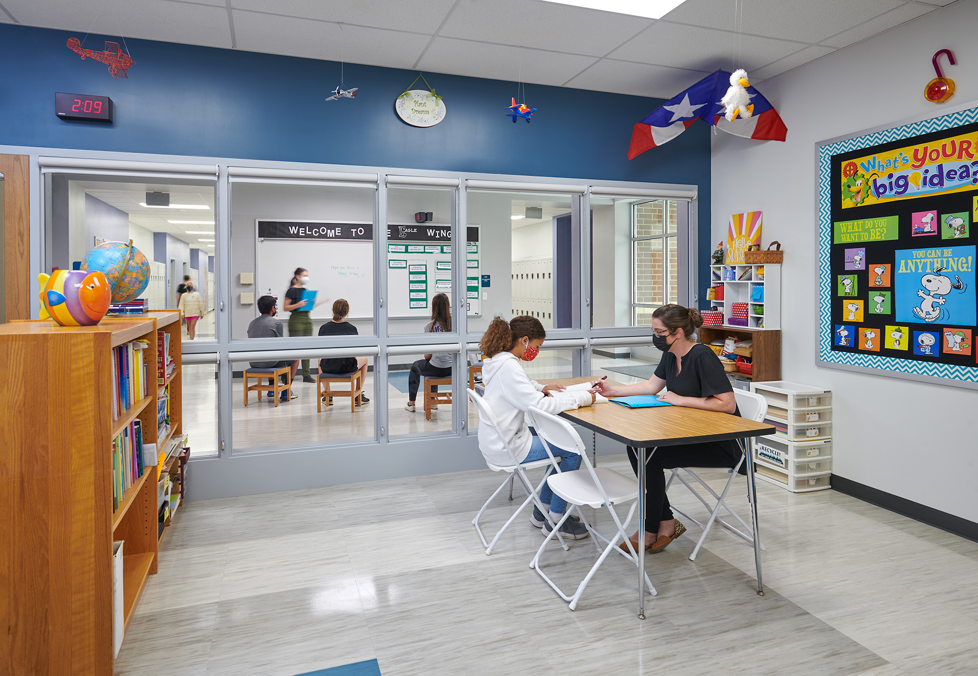 Project Spotlight Oakdale Middle School Addition Smolen • Emr