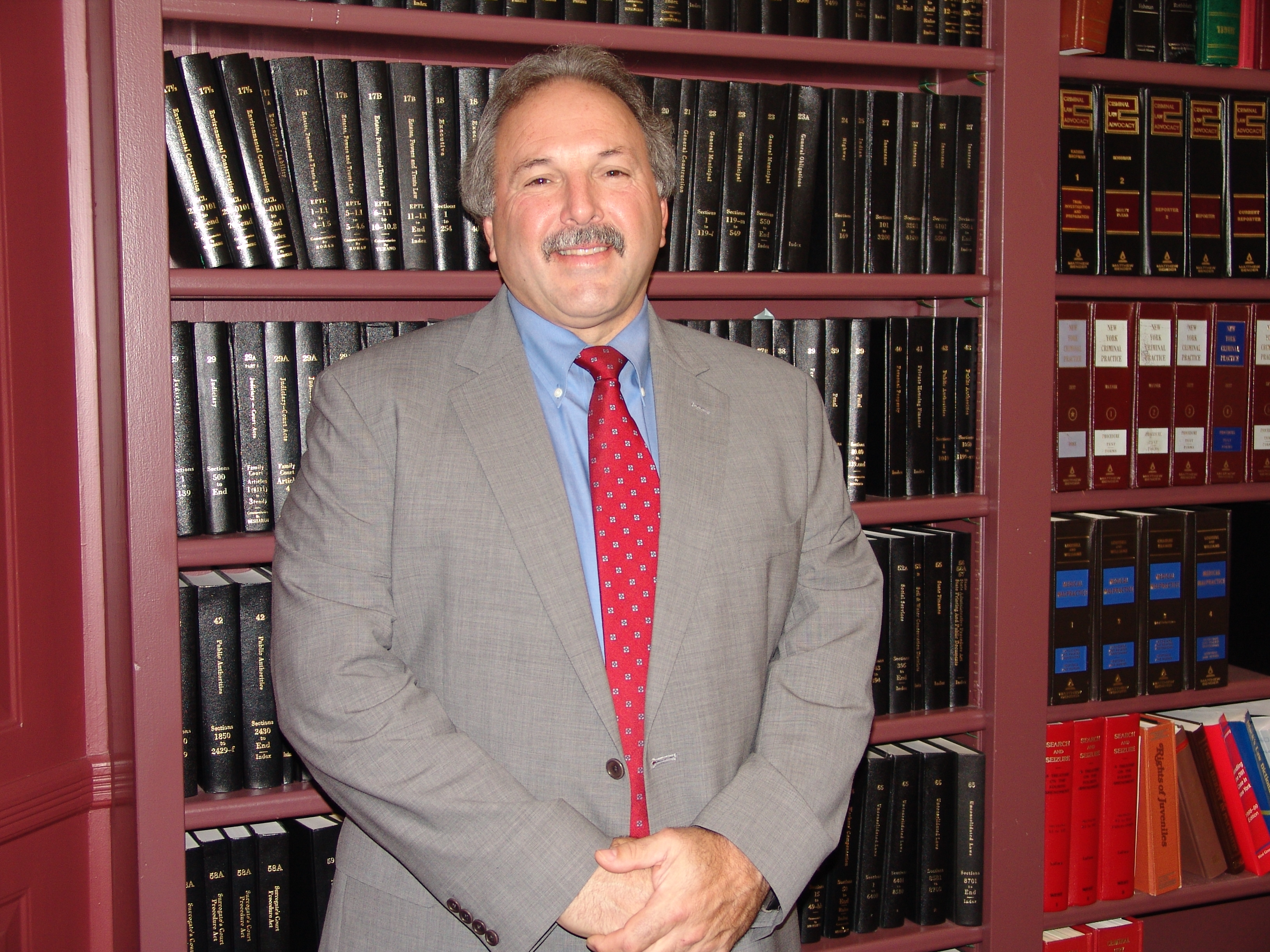 Haupaugge Attorney Receives New York State Bar Association's 2008 Root