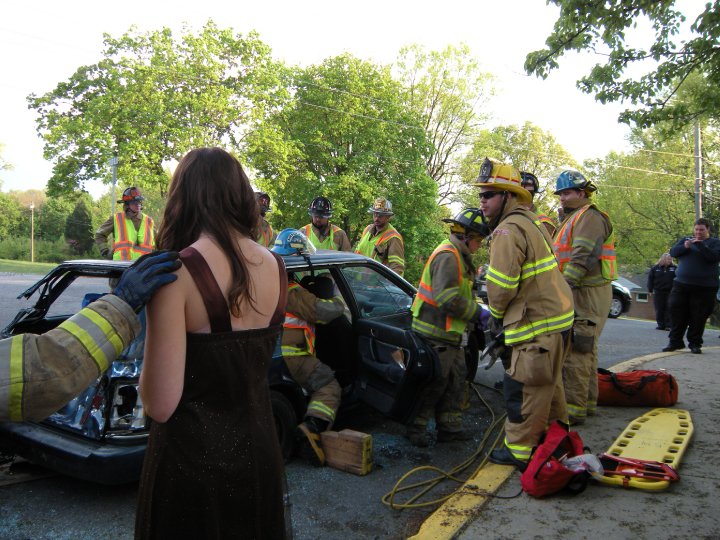 Mock car crash at Elizabethtown College shows results of drunk driving