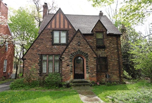 Online Auction Single Family Home (3725 Lytle Road) in Shaker Heights