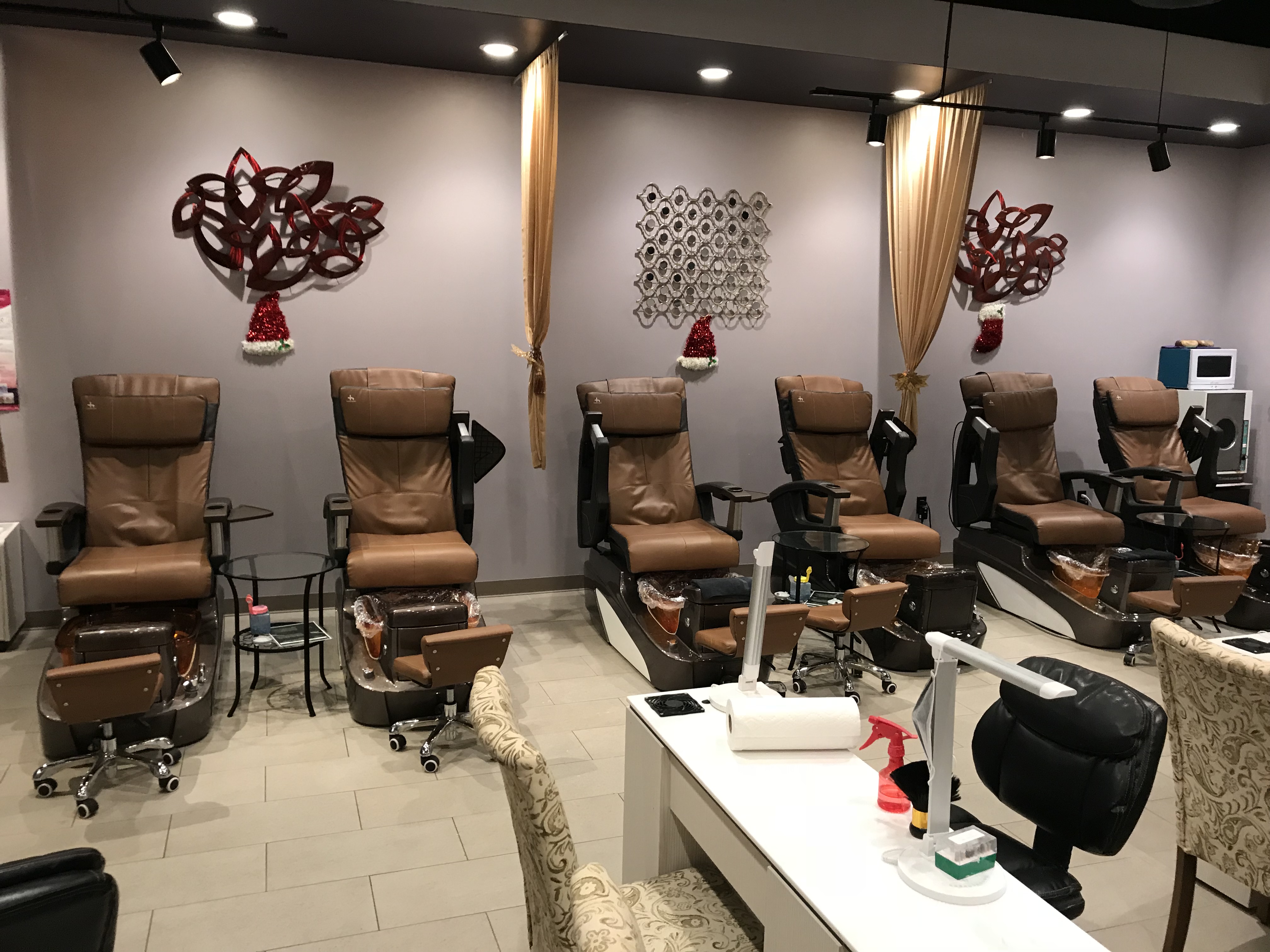 Nail Salon Online Auction Key Auctioneers