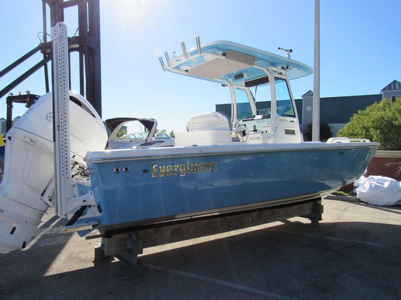 New 2017 Everglades 273 CC, Stock #45834-B1 - The Boat House