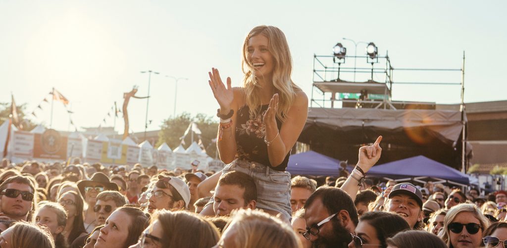 Listen Up The 2018 Curated Windy City Smokeout Playlist Is Here