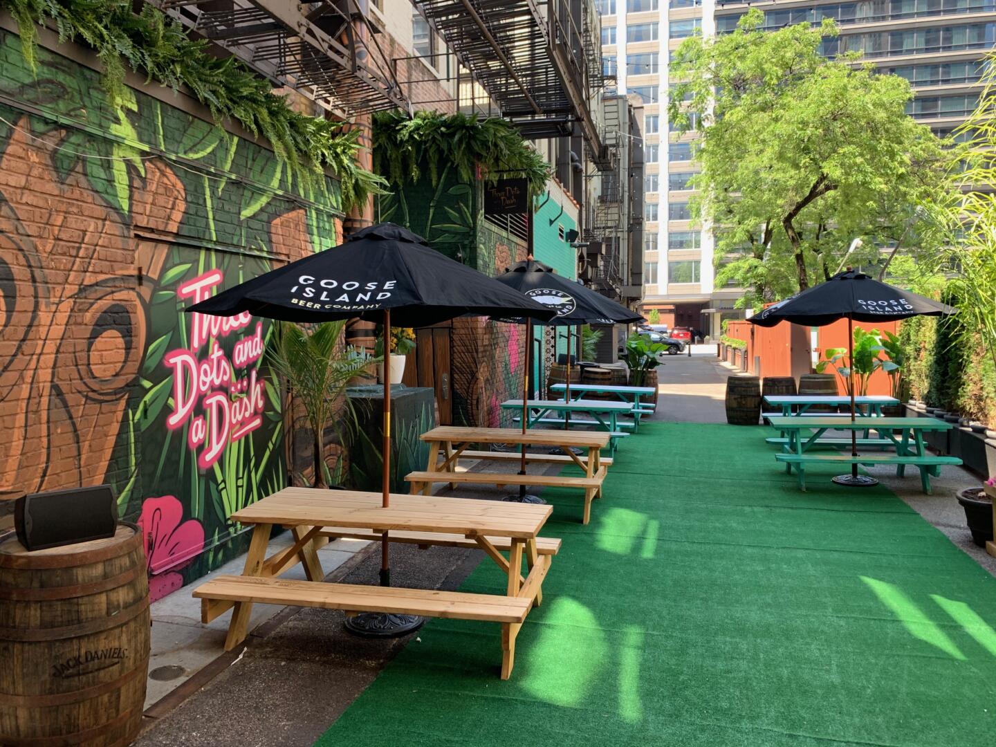 Restaurants Open For Limited Patio & Dining Room Seating Chicagoland