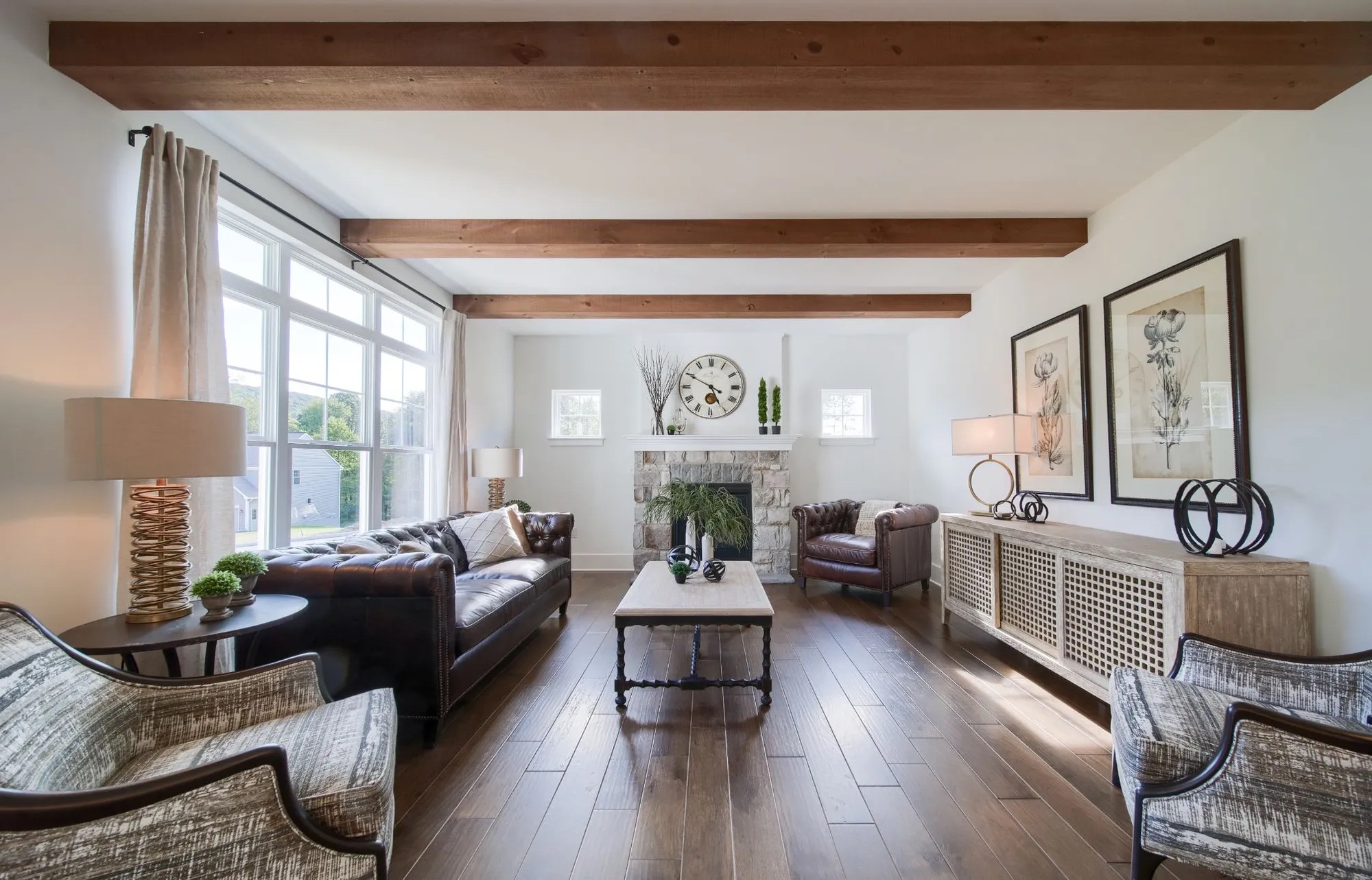 Family Room vs Living Room Designing with Style & Comfort