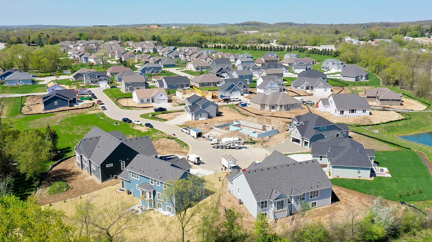 Whispering Ridge Estates North New Home Community in Lannon Korndoerfer