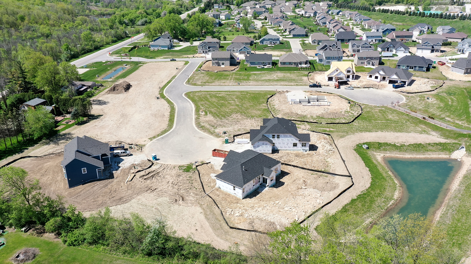 Whispering Ridge Estates North New Home Community in Lannon Korndoerfer