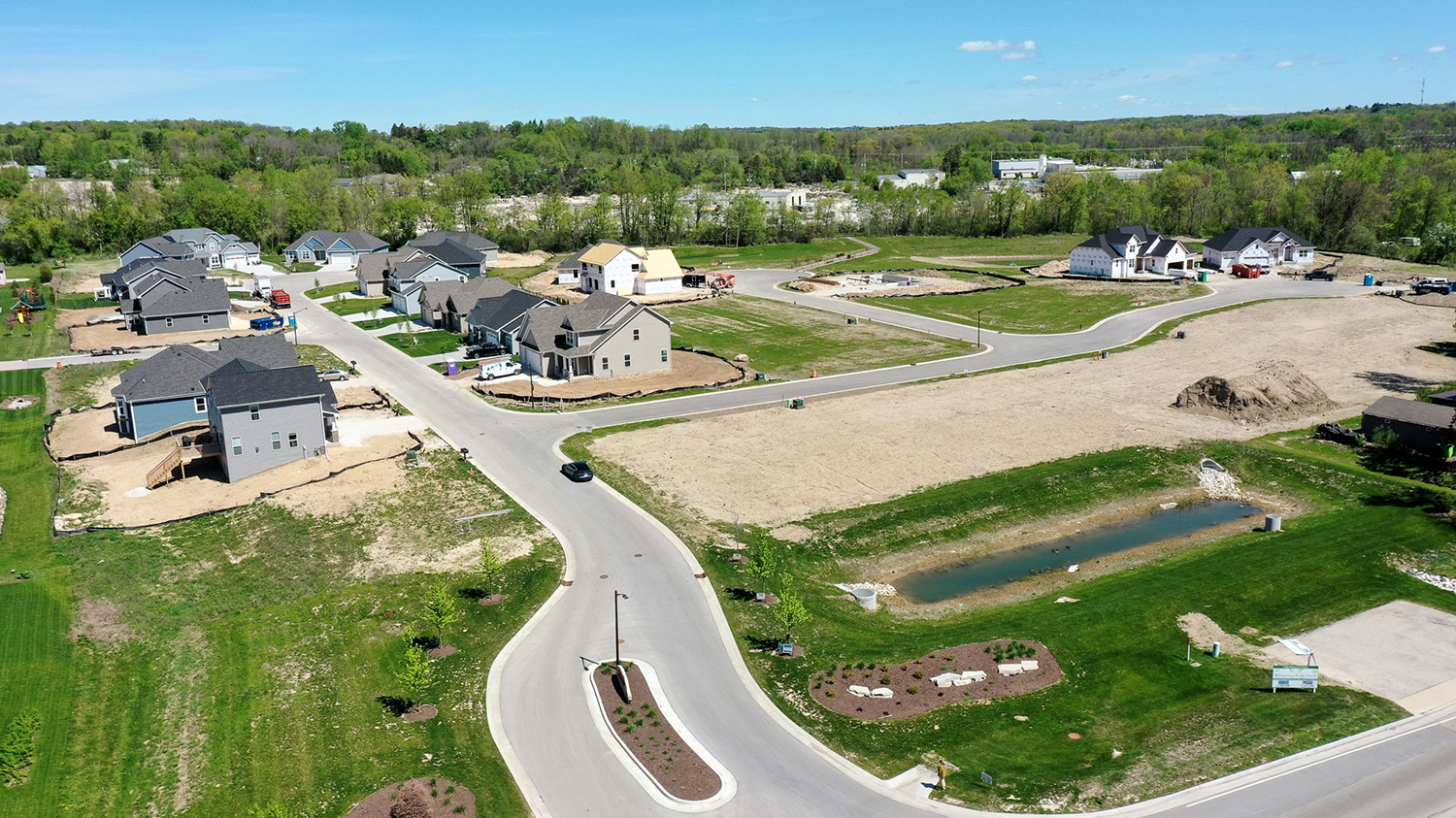 Whispering Ridge Estates North New Home Community in Lannon Korndoerfer