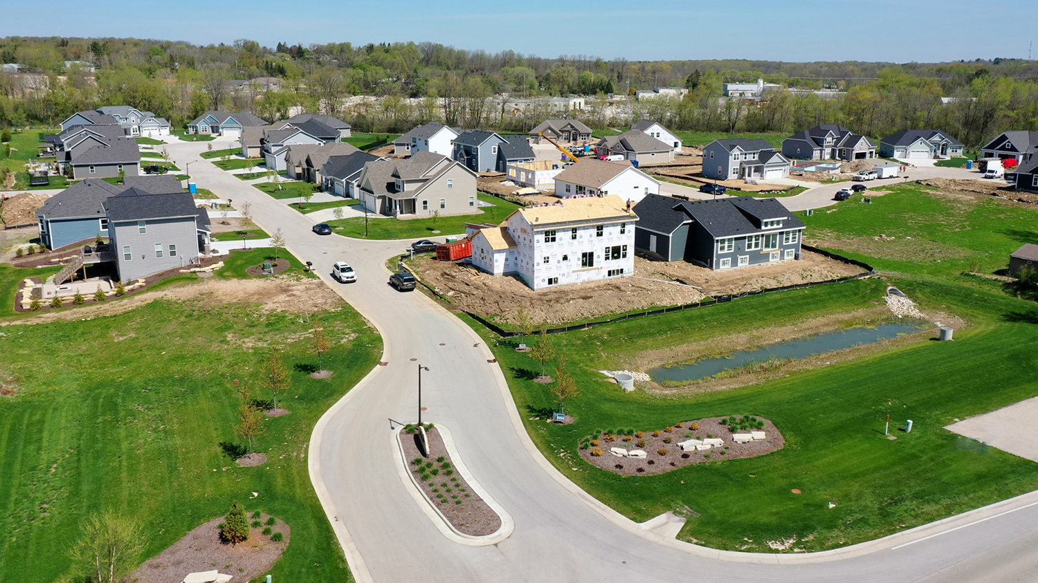 Whispering Ridge Estates North New Home Community in Lannon Korndoerfer