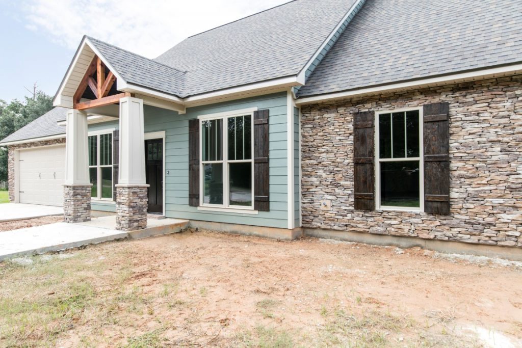 Choosing an Exterior Veneer Manuel Builders