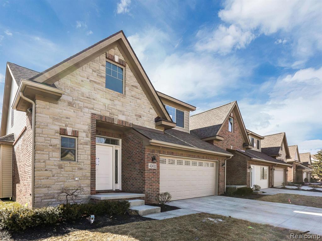 Gateways of Plymouth Luxury CondominiumsCanton Michigan