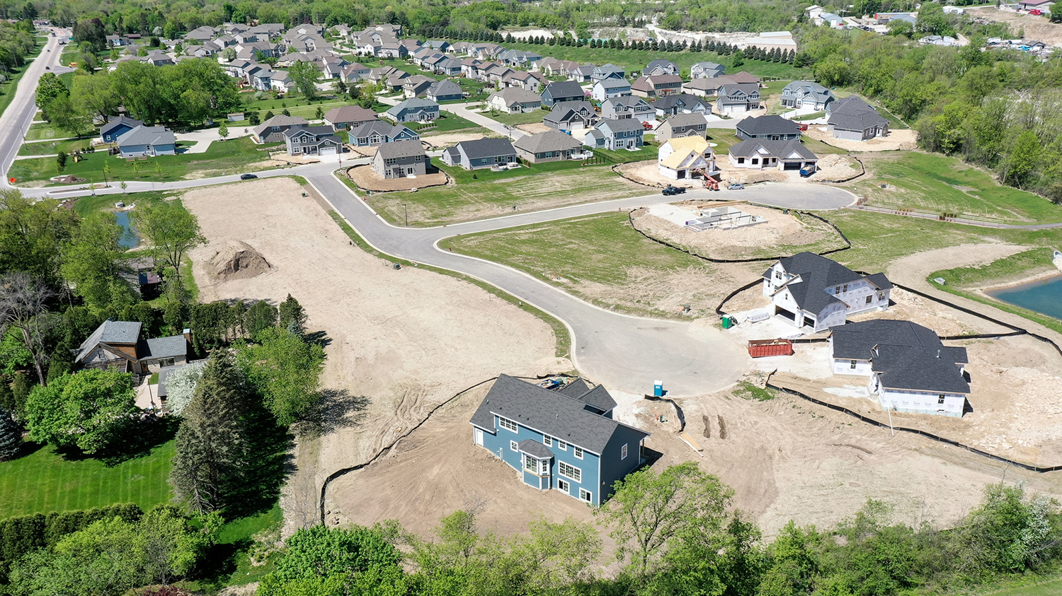 Whispering Ridge Estates North New Home Community in Lannon Korndoerfer