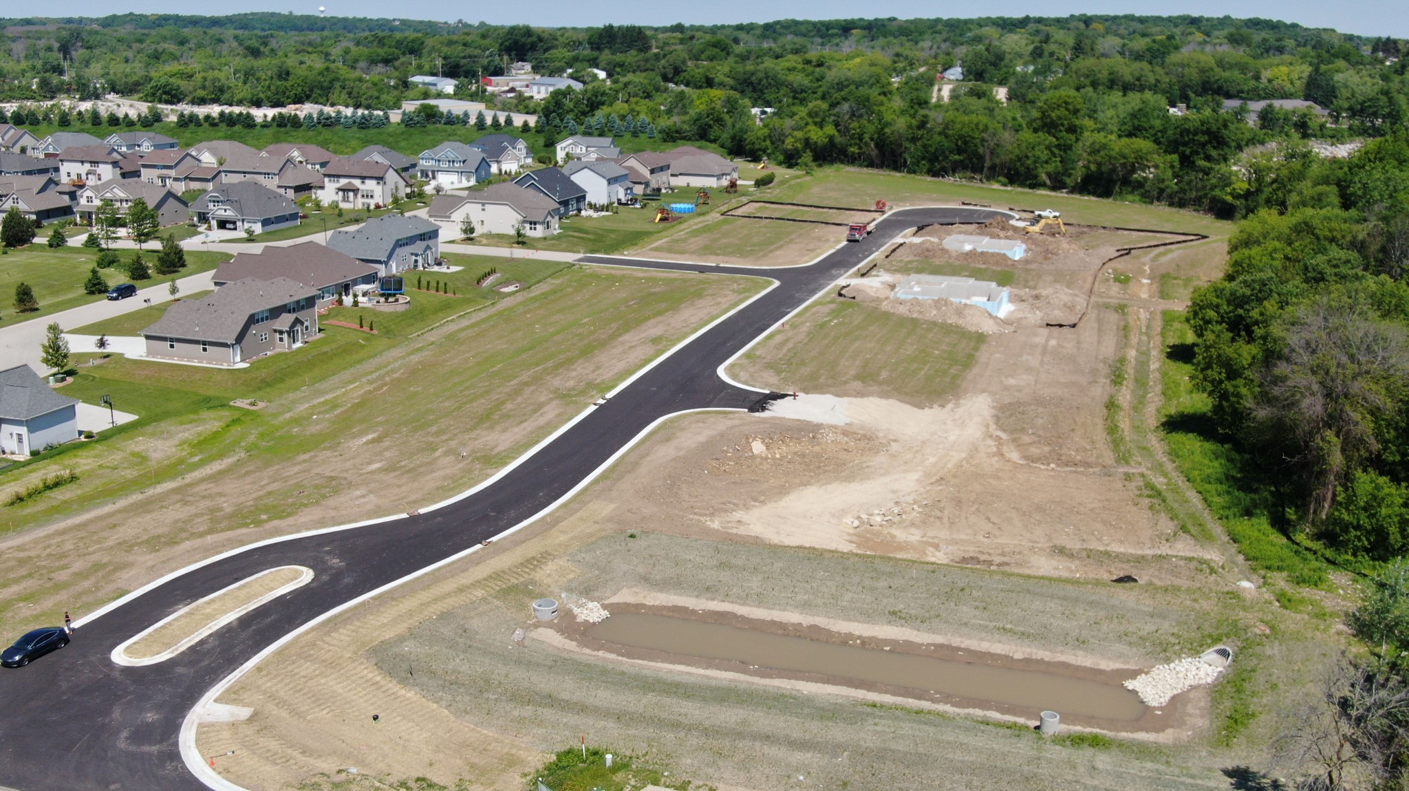 Whispering Ridge Estates North New Home Community in Lannon Korndoerfer