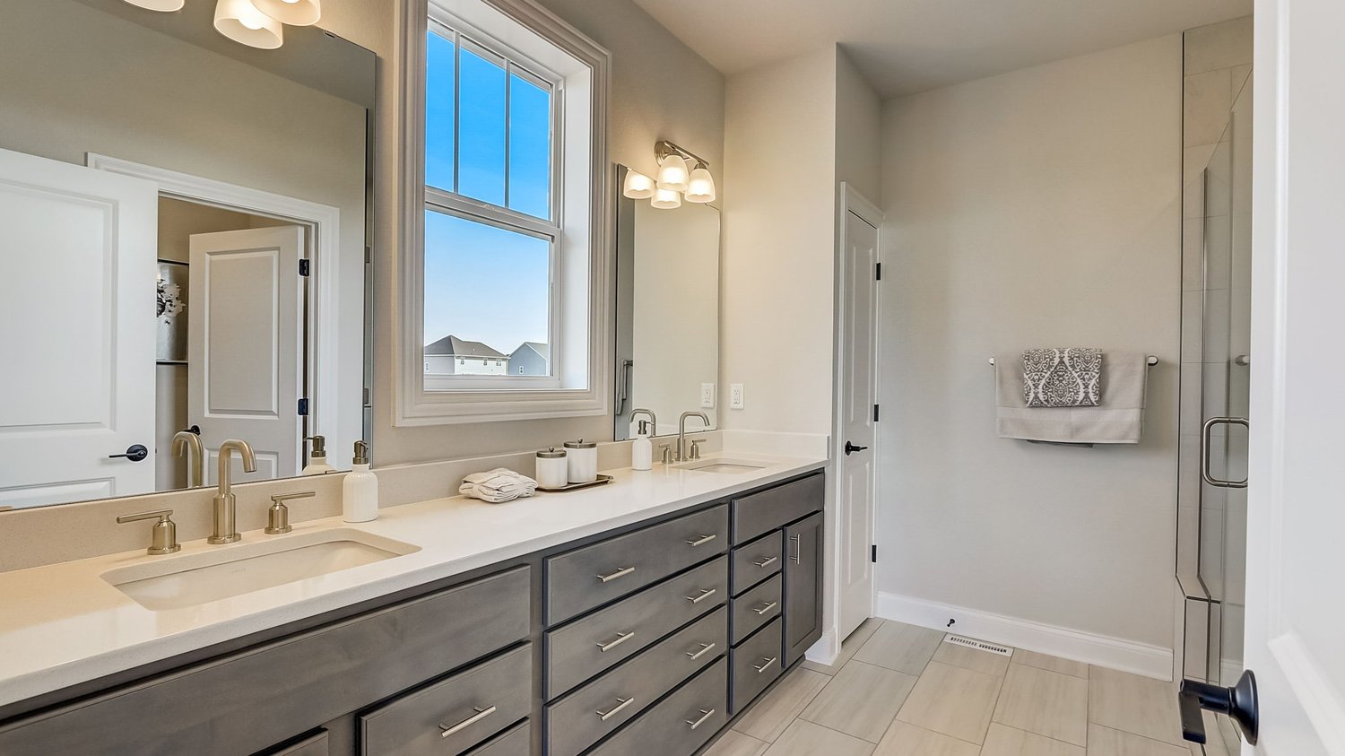 W221N4618 Timber Drive Pewaukee New Home Korndoerfer Homes