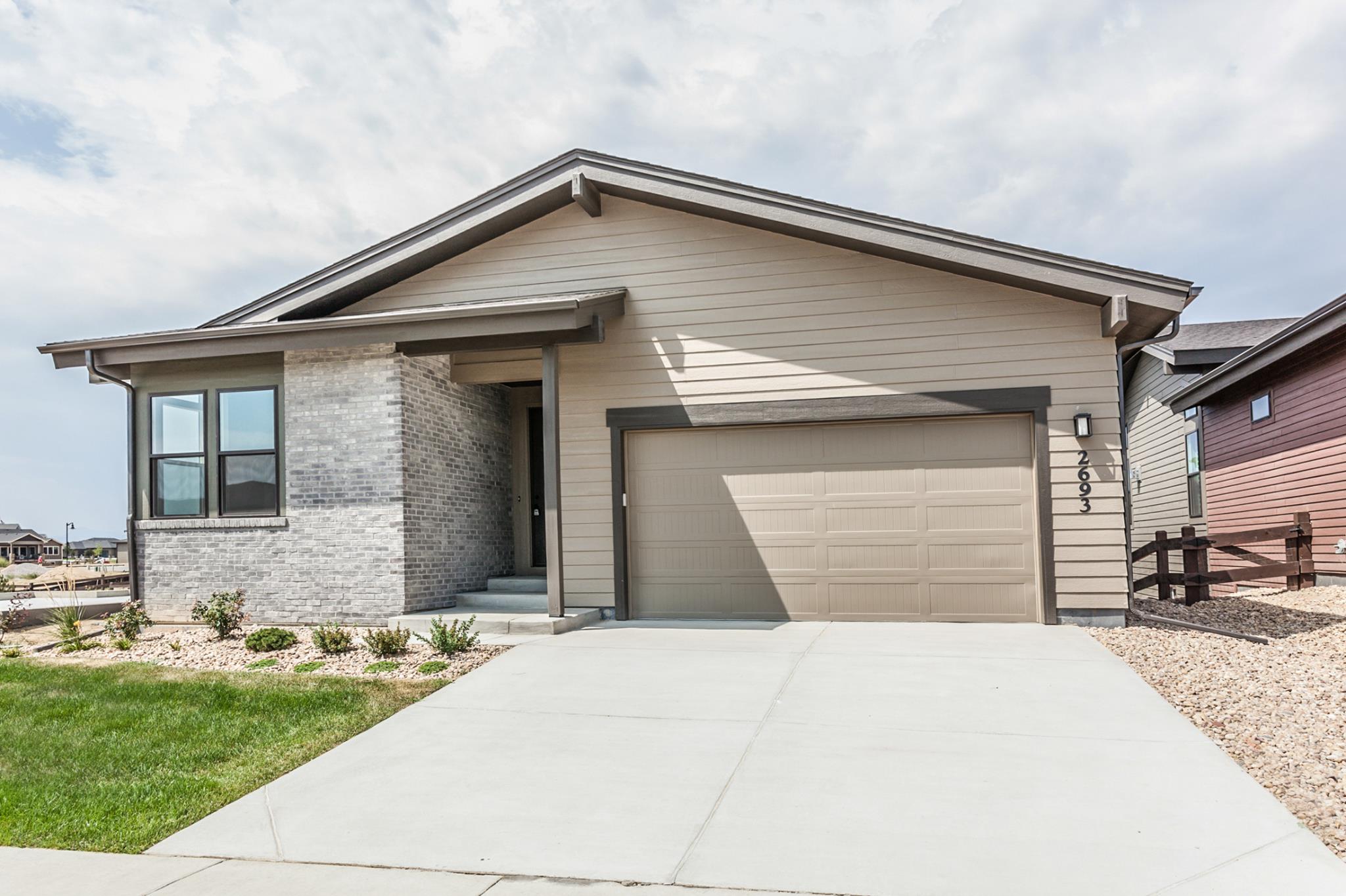 Pateros Creek Plan at Hartford Homes at The Retreat at WildWing in