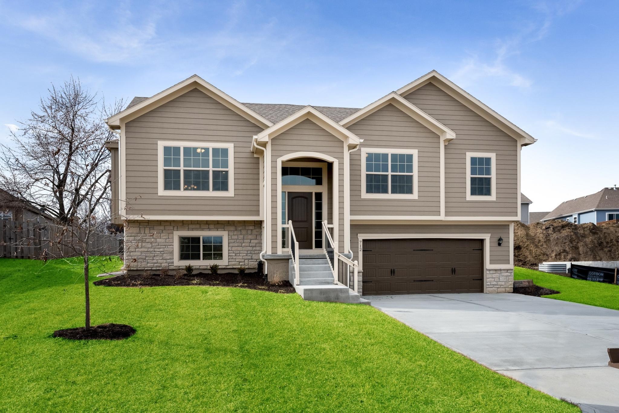 SomerBrook New Homes in Kansas City Summit Homes KC