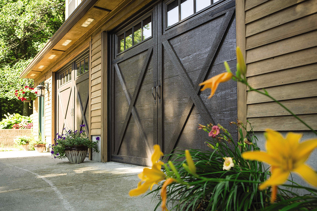 Courtyard Garage Doors Overheard Door Company of Akron