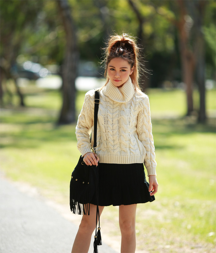 Knitted Out Chloe Ting Melbourne Australia Fashion & Lifestyle Blogger