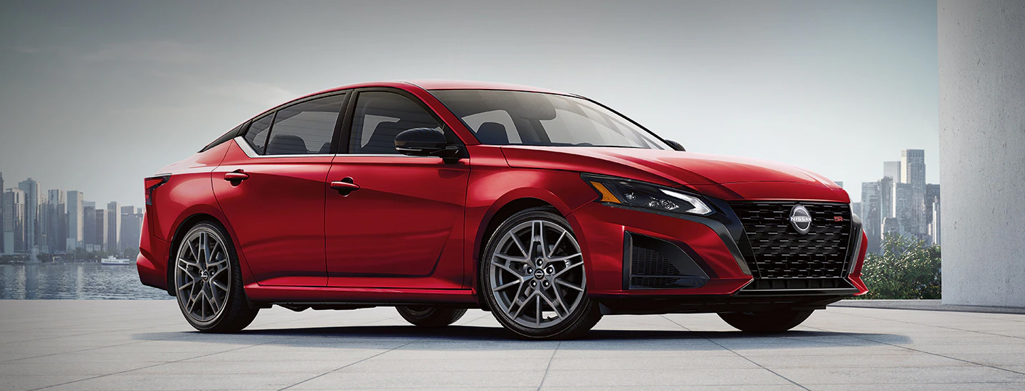 2024 Nissan Altima Dealer | Crown Nissan