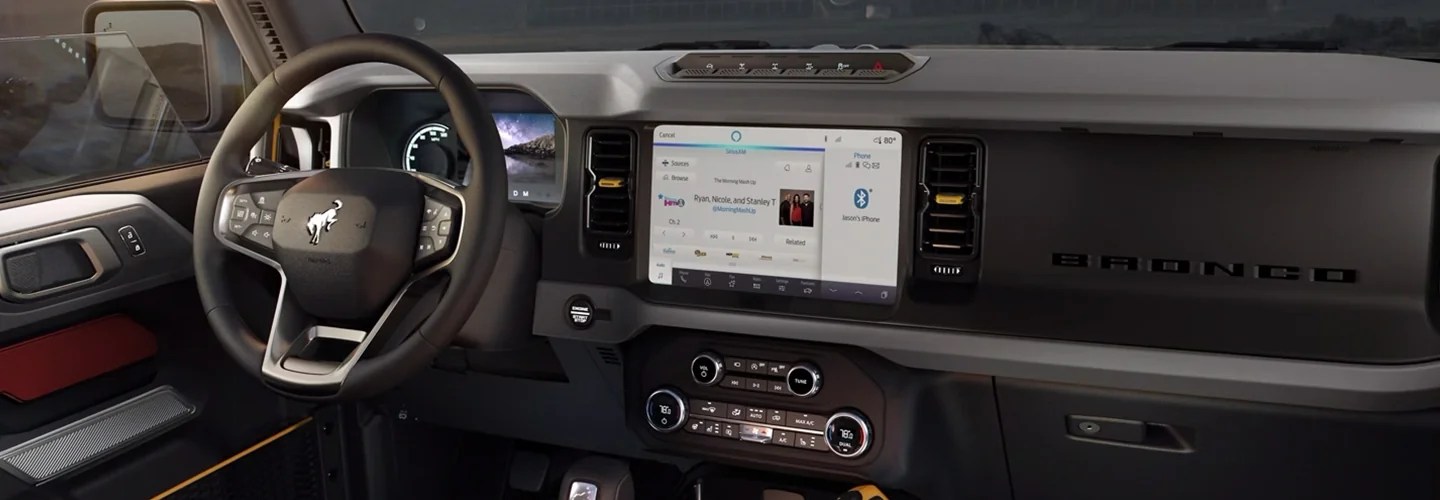 2024 Ford Bronco Sport vs Chevy Blazer Hilltop Ford