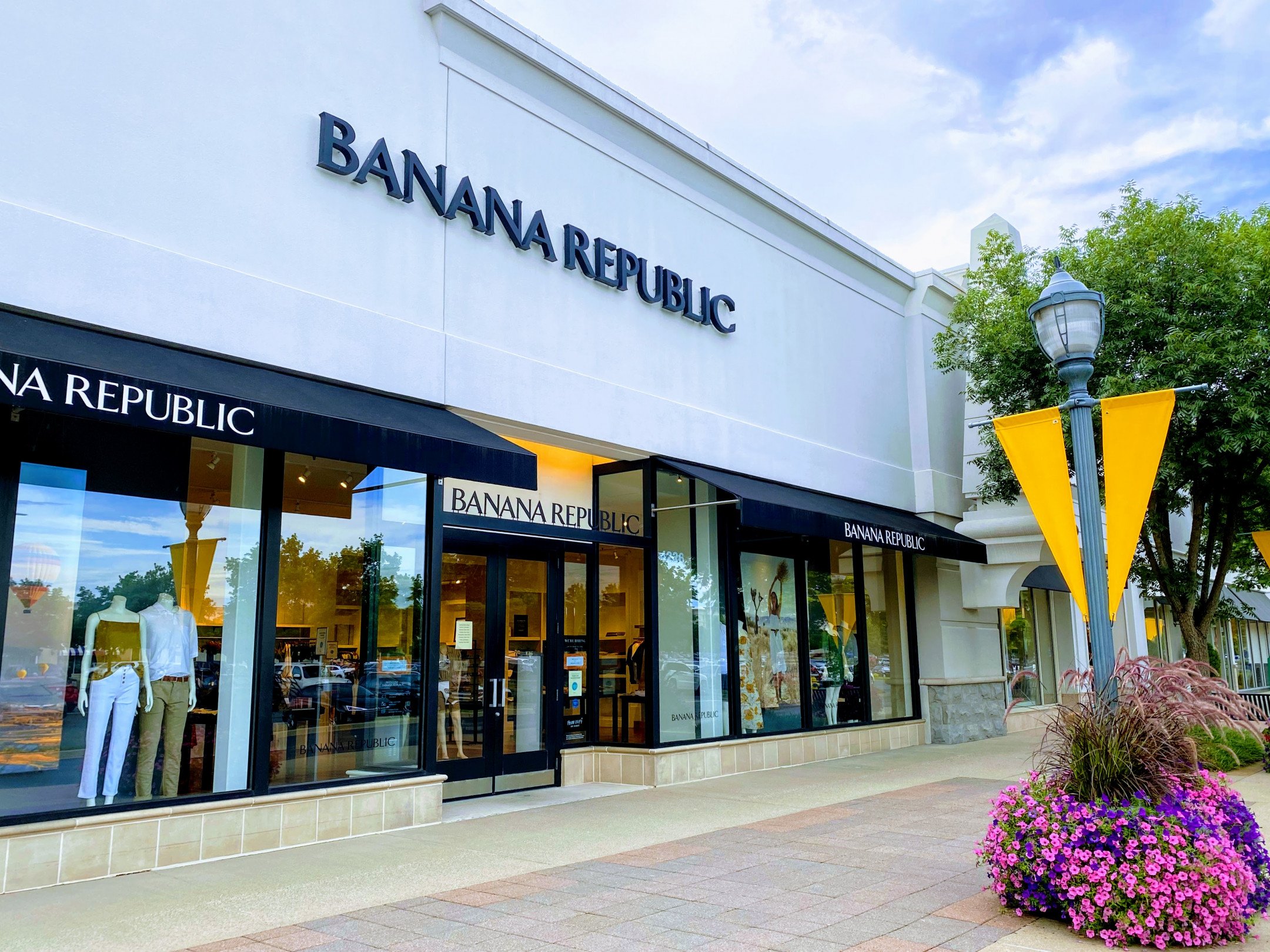 Banana Republic Paddock Shops