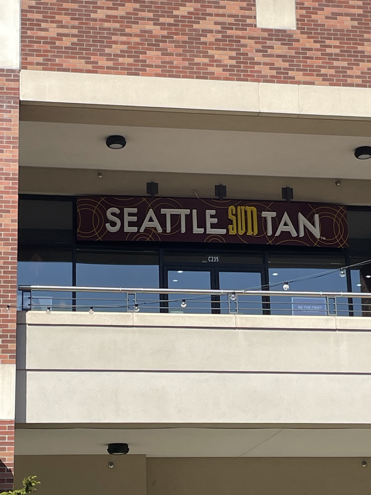 Seattle Sun Tan Redmond Town Center