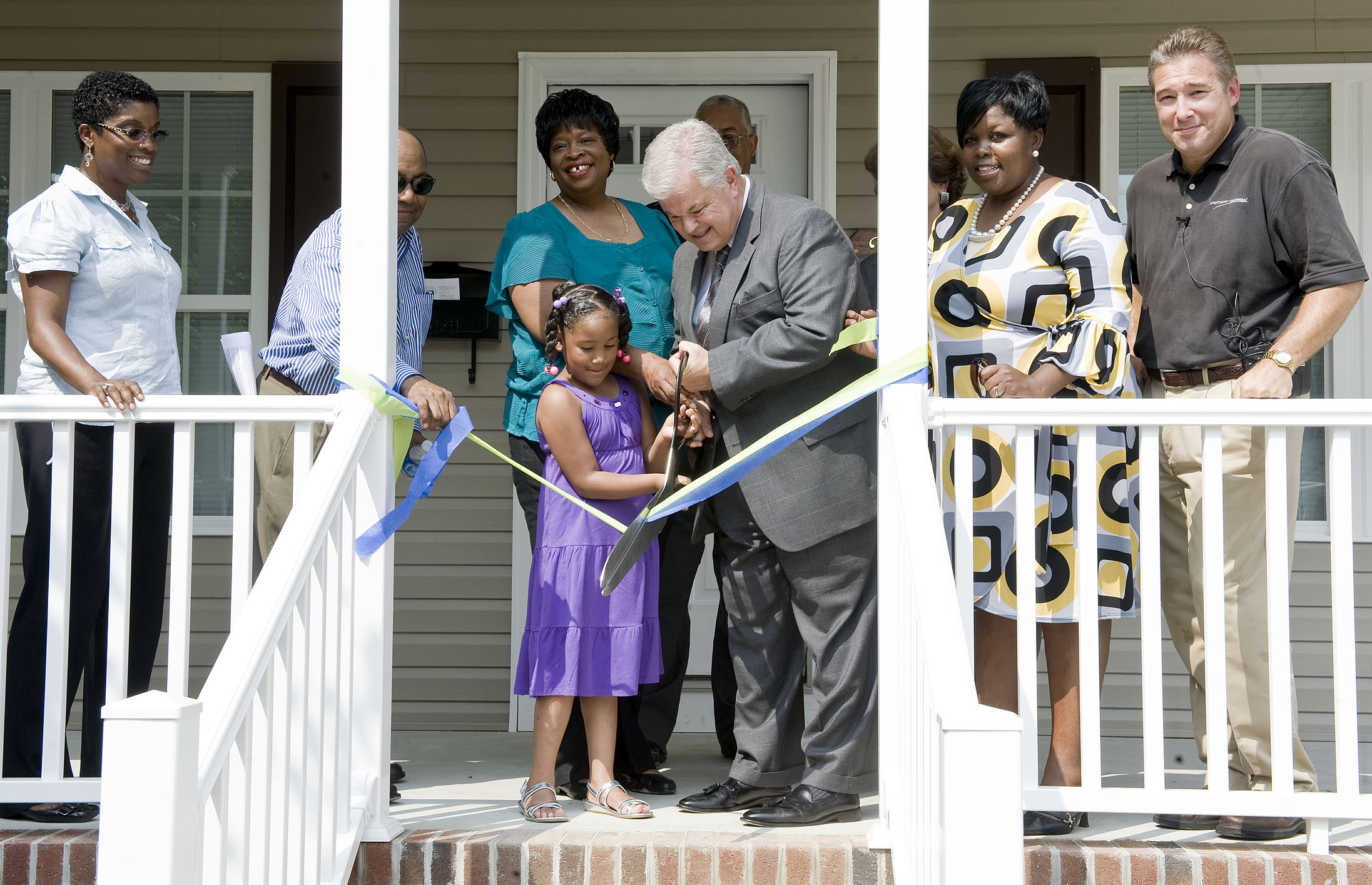 Photo Release Northrop Grumman Dedicates Eighth Habitat for Humanity