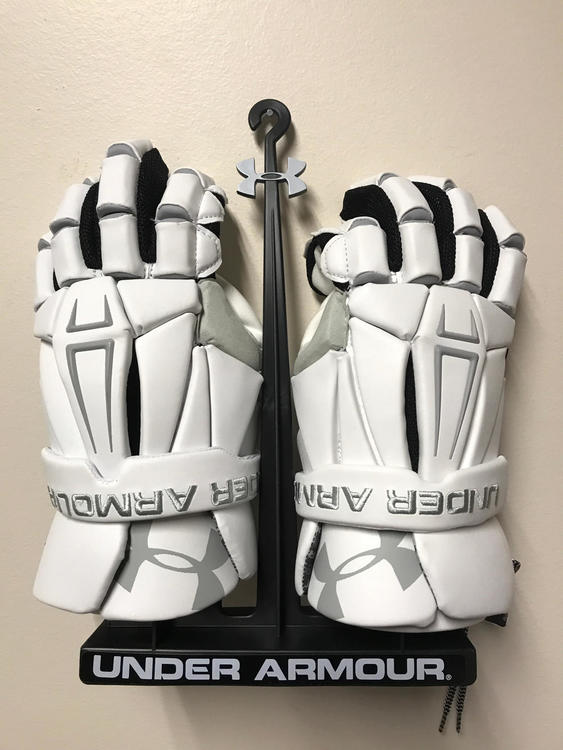 Lacrosse Gloves Buying Guide