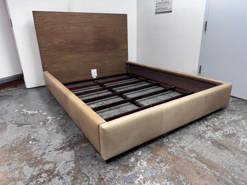 Brownstone Queen Size Laguna Bedframe. Original Price 6,250 Design