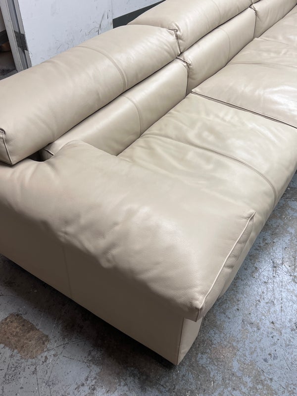 Vintage Tobia Scarpa for B & B Italia Erasmo Taupe Leather Sofa