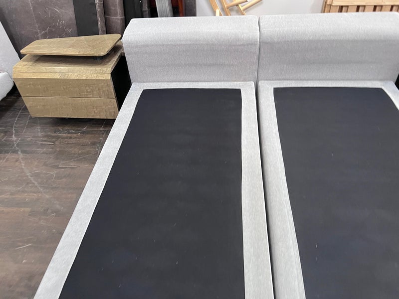 European King Size Giovanni Offredi for Saporiti Italian Lacquered Wood