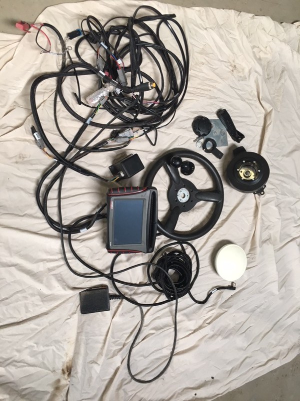 Trimble Auto Steer System FM750 Machinery & Equipment GPS