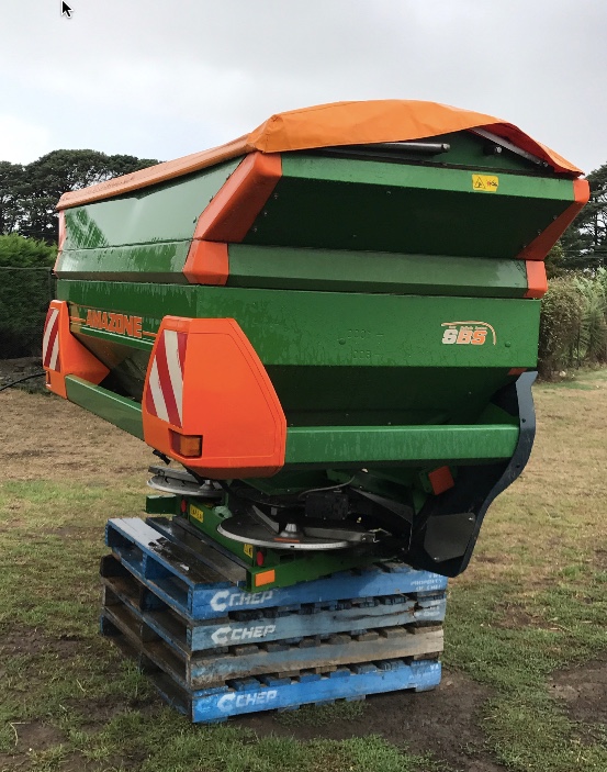 Amazone ZAM 1501 3000lt Variable Rate Spreader Machinery