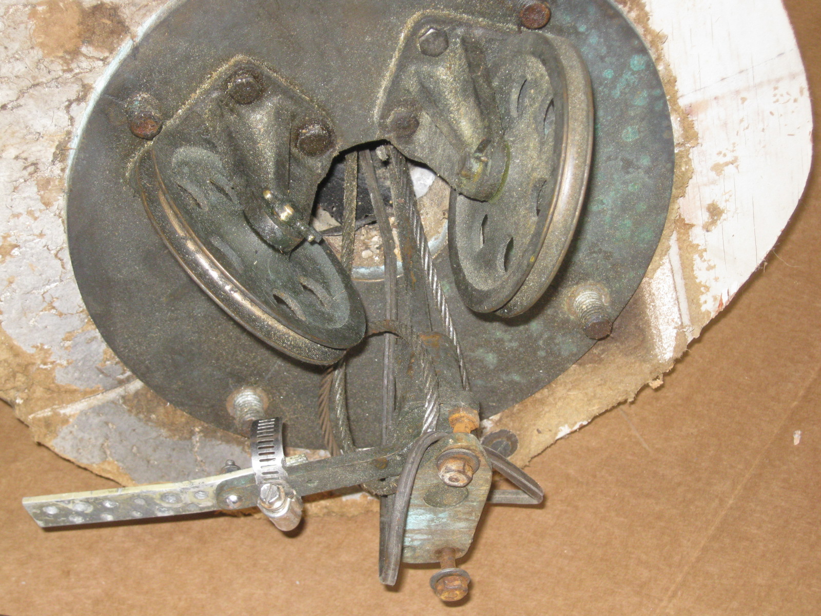 Edson Sailboat Yacht Pedestal Steering System w/ 24" Wheel + Quadrant