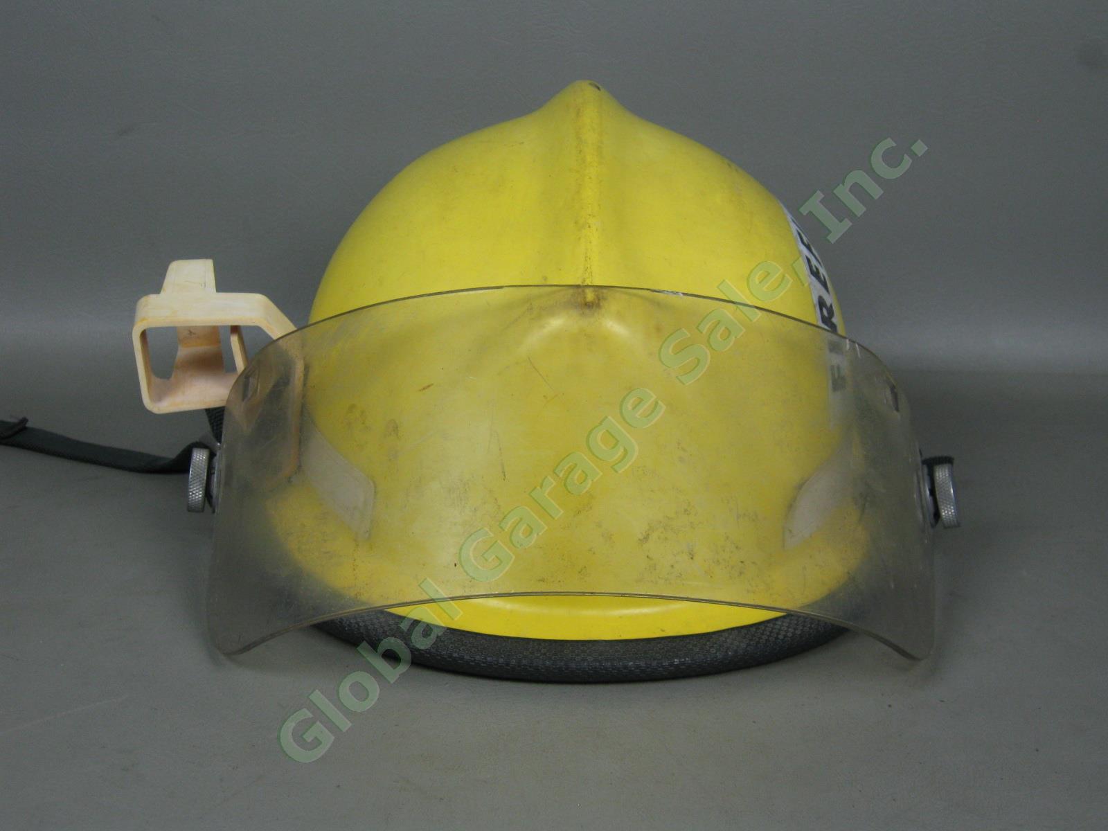 Cairns Metro 660 Yellow Firefighter Helmet Essex Vermont Fire Dept Size