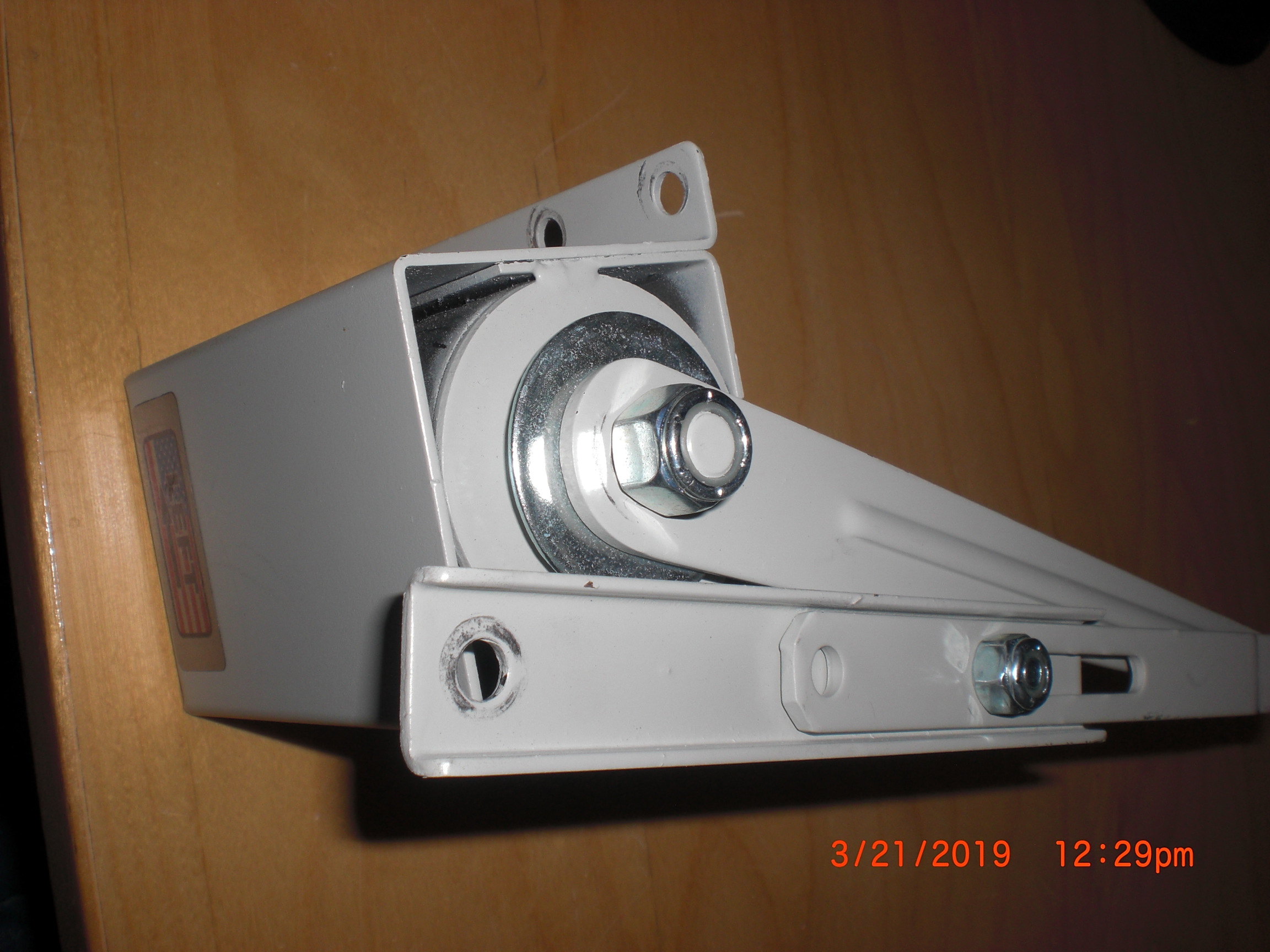 MTLCLSR Dooromatic MTLCLSR heavy duty metal door closer H4