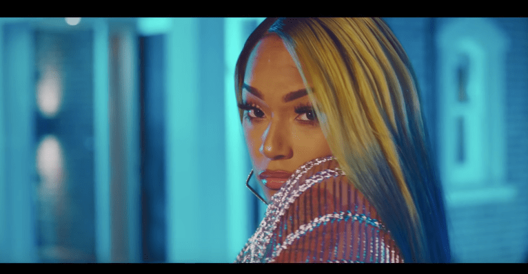 Stefflon Don Feat. Abra Cadabra “Envy Us” Video | HWING