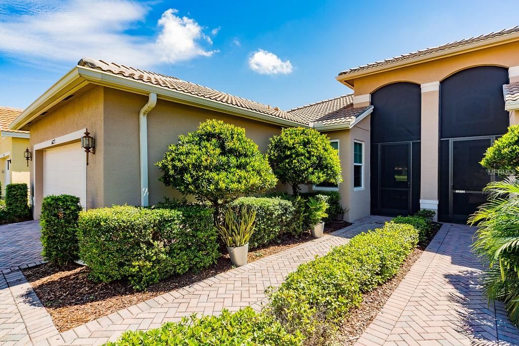 Houses For Sale In Valencia Lakes Wimauma Florida at Jesus Robinson blog