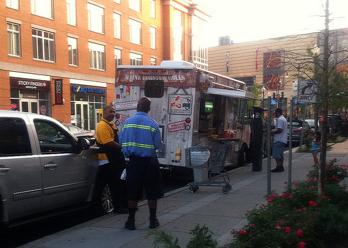 DC Red Hook Lobster Truck Harassed by MPD Mobile Food News