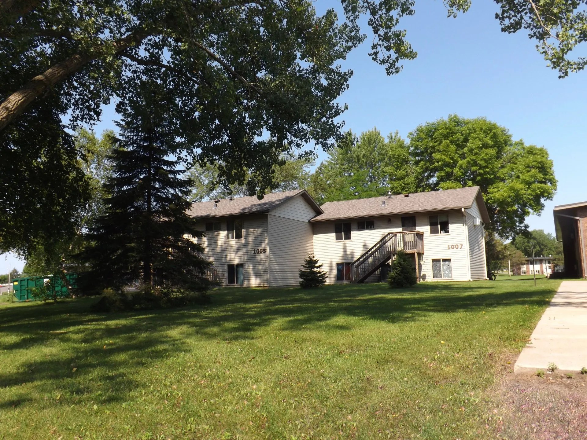 Park Place Apartments & Townhomes in Little Falls, Minnesota